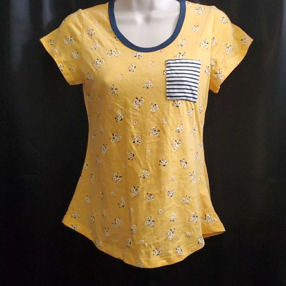 Yellow and floral print tee